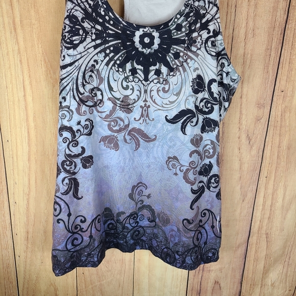 Pure Karma Active Tank Top With Boho Pattern - Picture 9 of 16